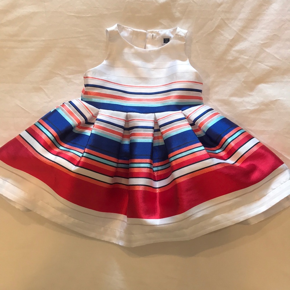 Perfect occasion dress for your little!